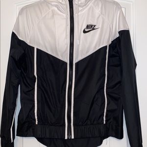Nike windbreaker, in the size small.